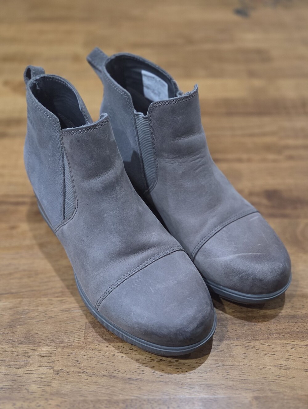 Sorel Women's Evie ll Chelsea Booties - Gray
